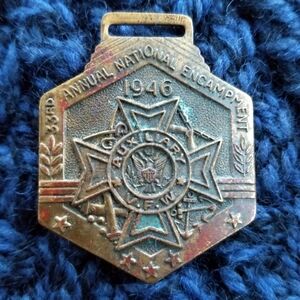 Vintage V.F.W. 1946 33rd National Encampment medal